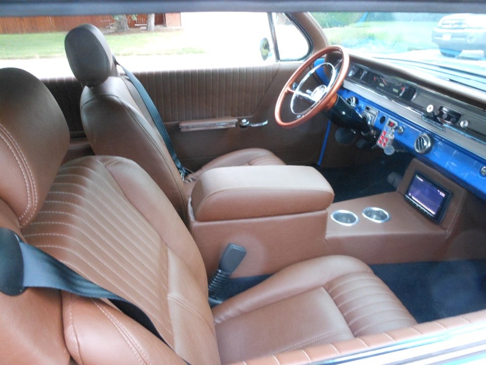 1962 Pontiac restomod with reupholstered seats
